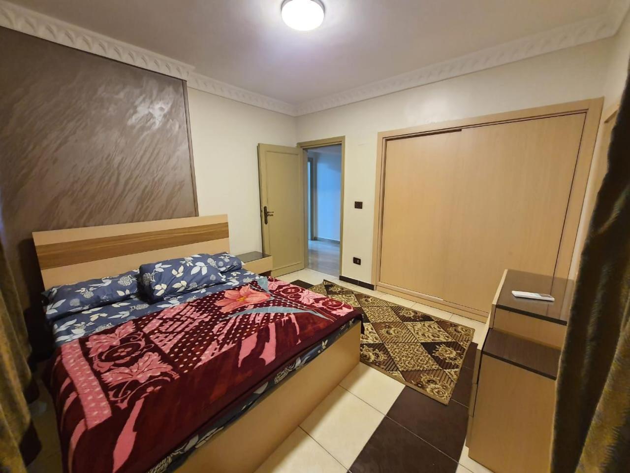 Square - Brand New Luxury With Stunning Sea View Apartmán